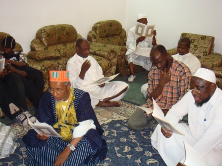 Sierra Leoneans in Saudi Arabia pray against Ebola thumbnail